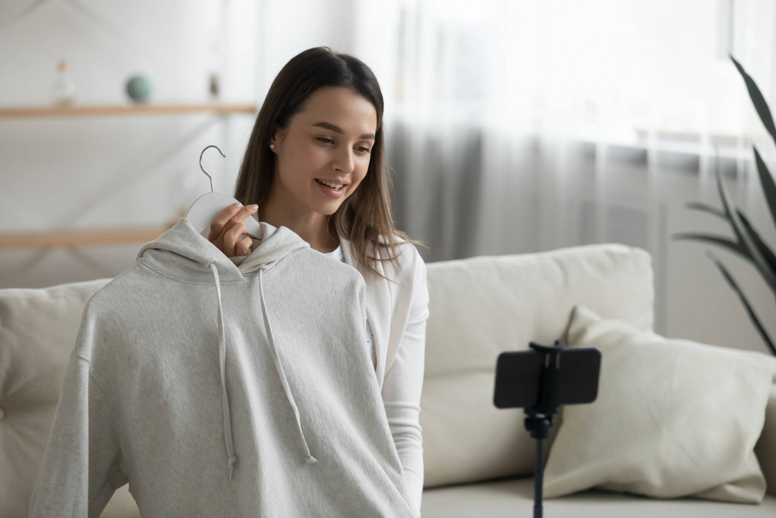 Overcome Fake Reviews: Build Trust With UGC Customer Video Reviews